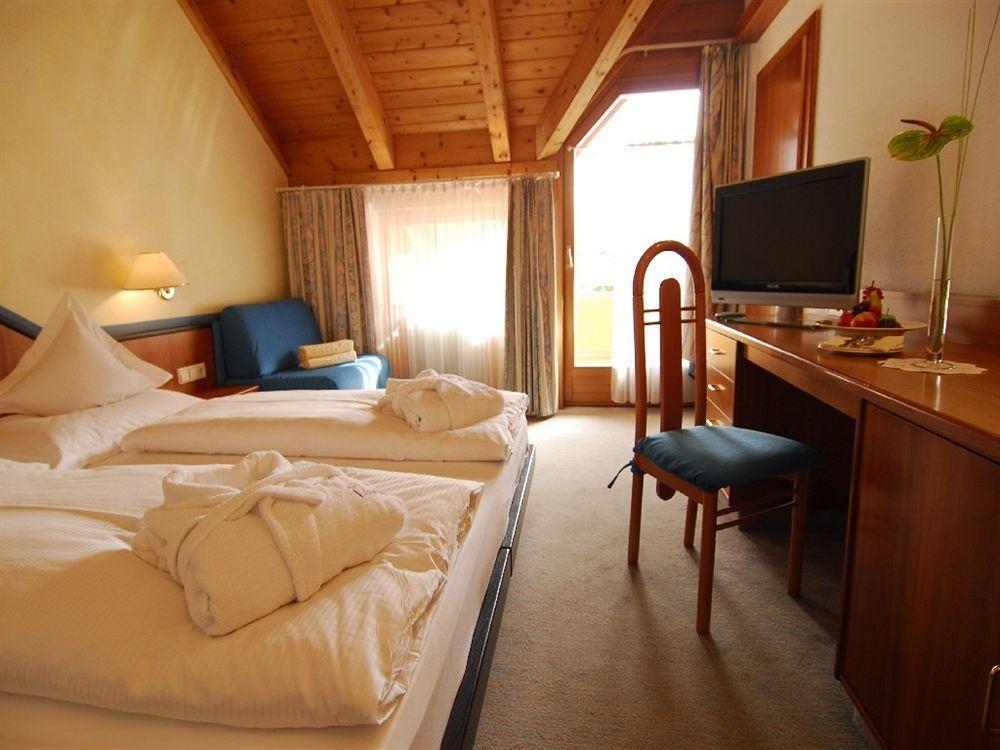 Hotel Loewenhof Brixen Exteriér fotografie